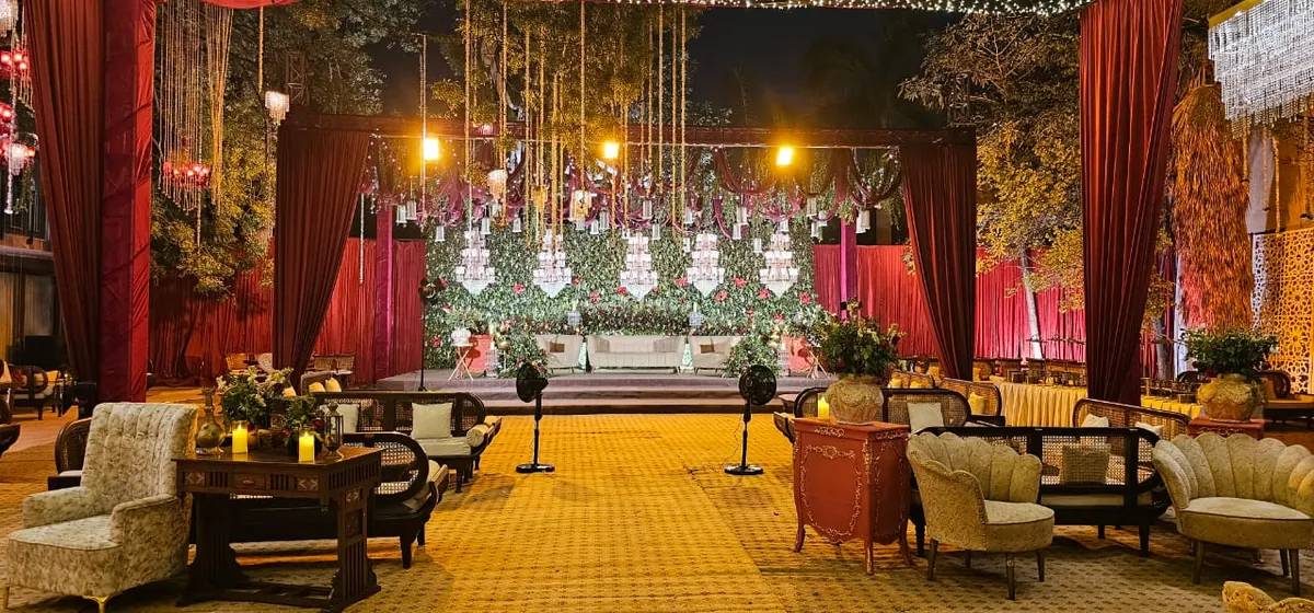 Floral and lighting décor for a Baraka Events walima reception, Lahore