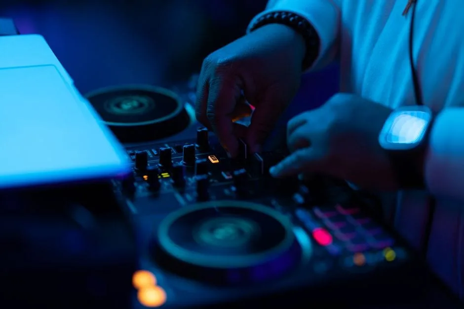 Mixed to the decibel — Live audio engineered, never left to chance